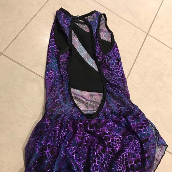 Dance Costume - Picture 3 of 3